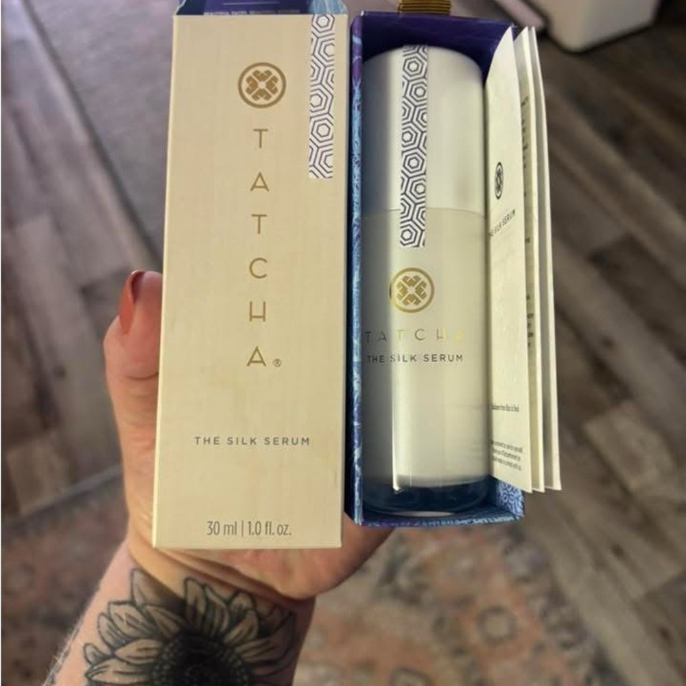 Tatcha The Silk Serum in Elegant White and Gold